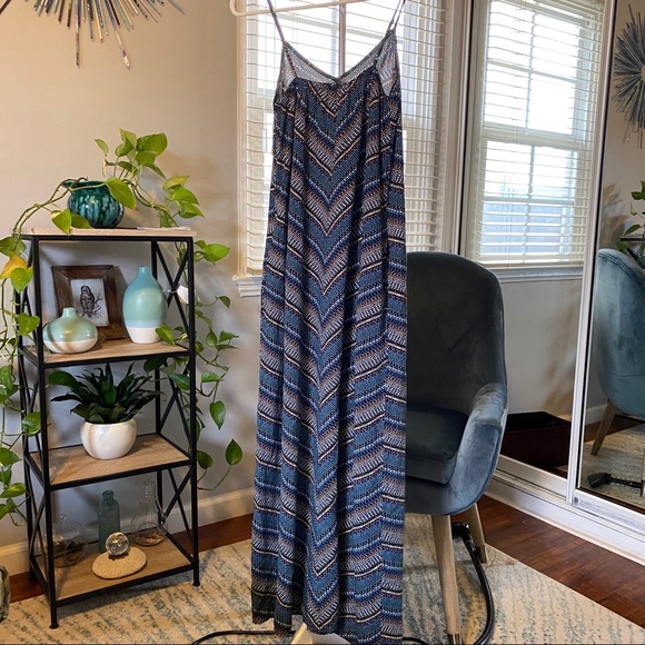 GAP Maxi dress with pockets :) chevron detail - Picture 2 of 5